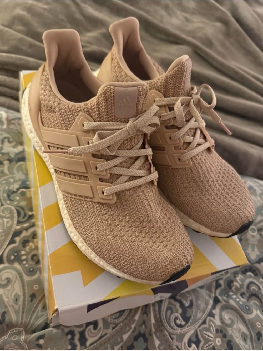 adidas Women's Beige Knit Lifestyle Sneakers